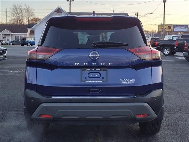 Used 2023 Nissan Rogue SV image 7