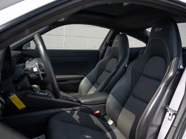 Certified 2019 Porsche 911 Carrera T w/ Carrera T Interior Package image 5