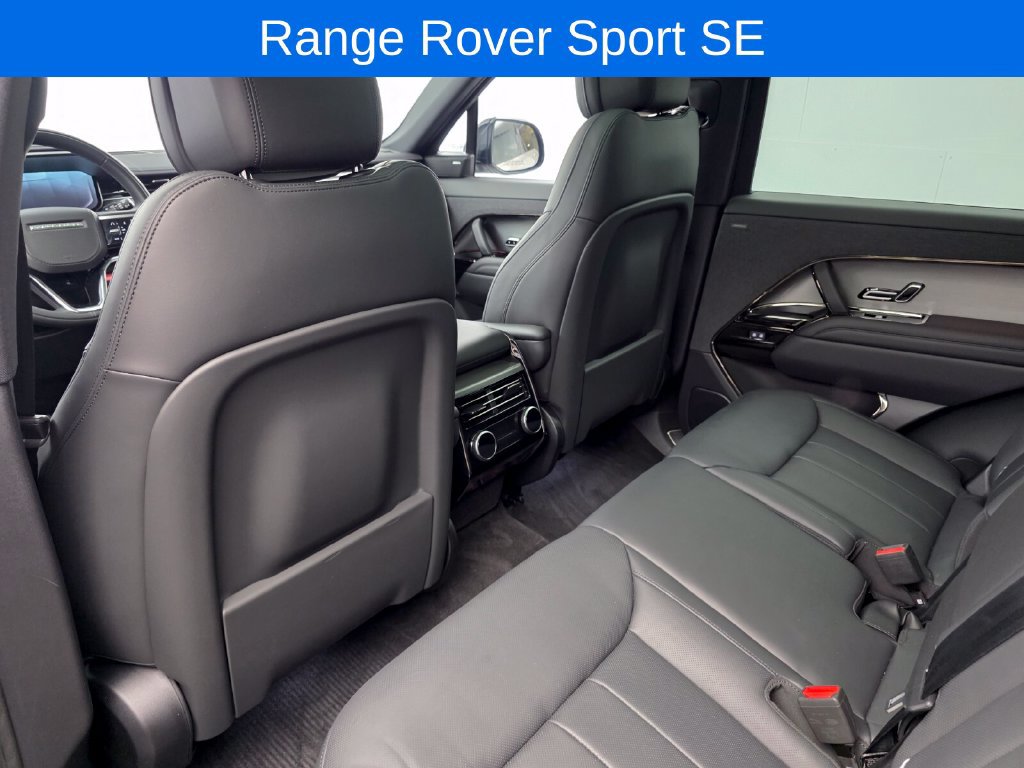 Used 2024 Land Rover Range Rover Sport SE AWD/4WD image 15