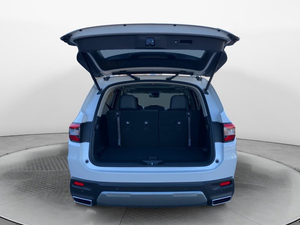 New 2026 Honda Pilot Touring image 15