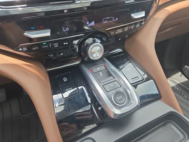Certified 2025 Acura MDX FWD w/ Technology Package image 33