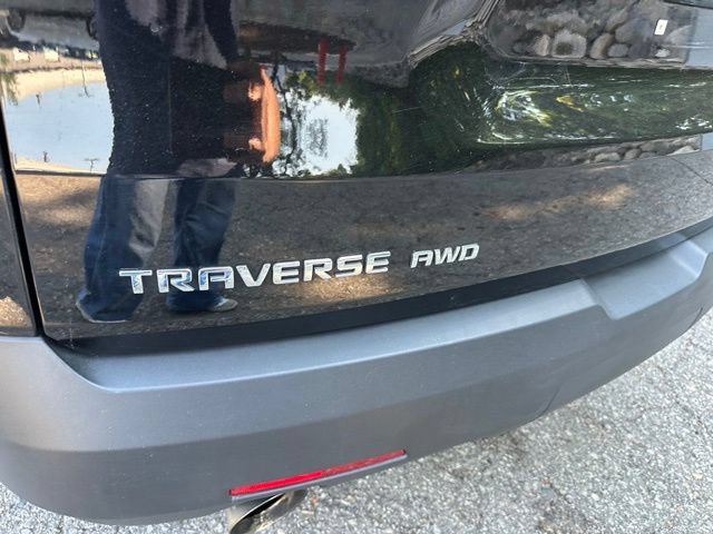 Used 2023 Chevrolet Traverse LT w/ LPO, Floor Liner Package AWD/4WD image 19