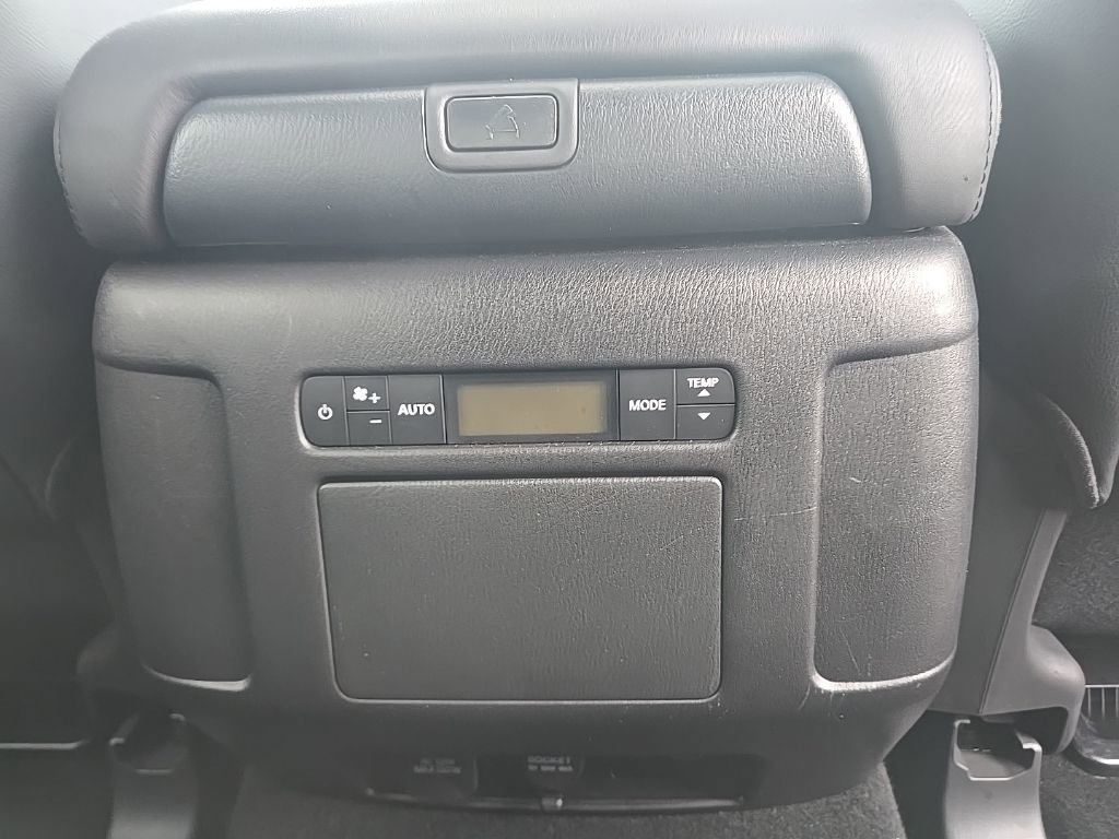 Used 2024 Nissan Armada SL w/ Midnight Edition Package image 40