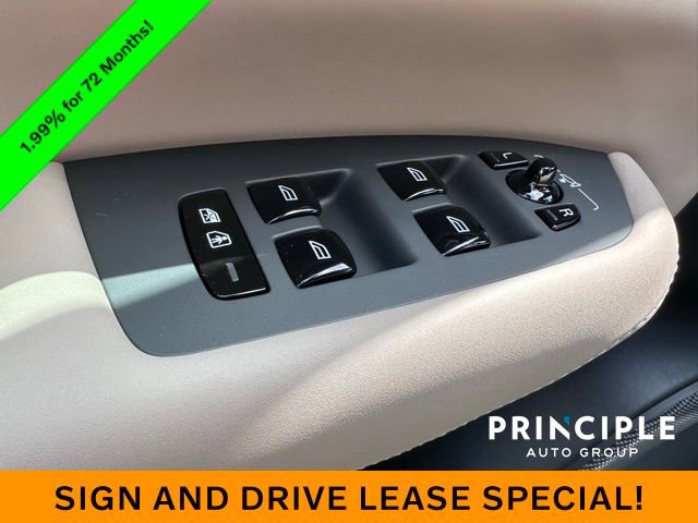 New 2026 Volvo XC90 B6 Plus w/ Protection Package Premier image 15