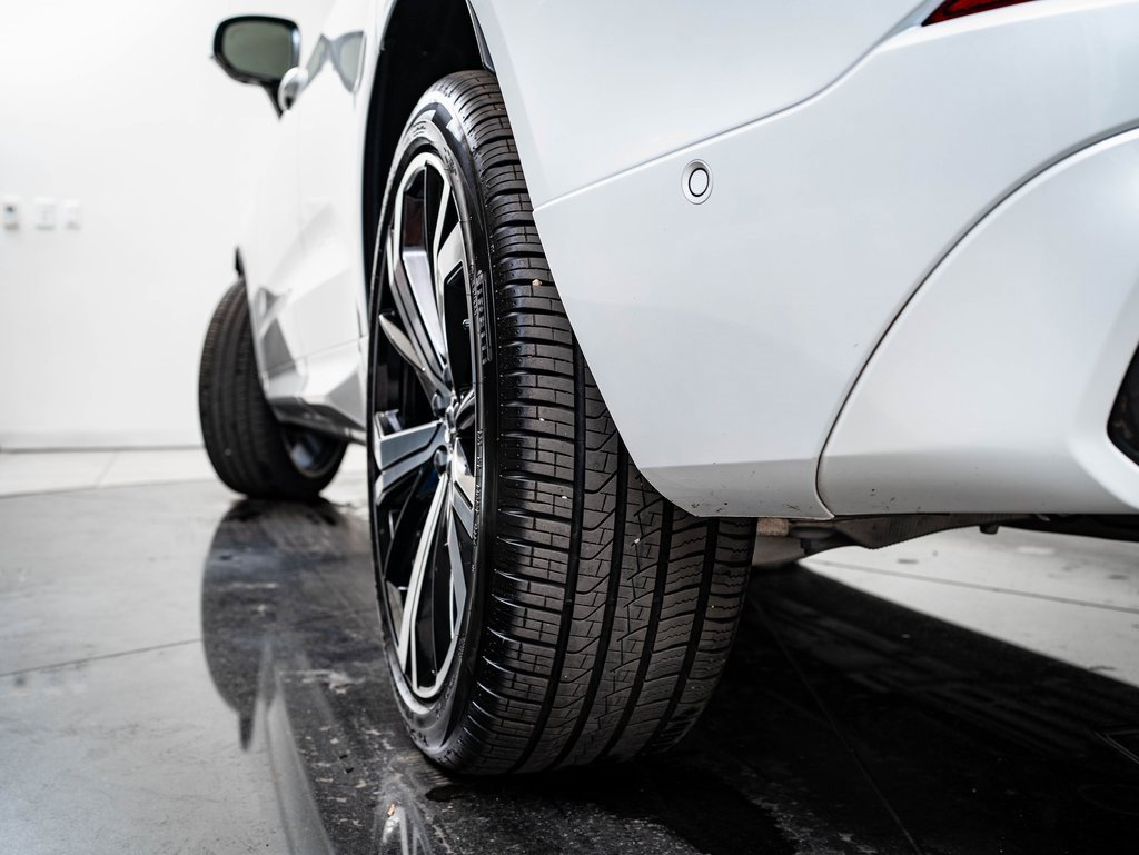 Used 2025 Volvo XC60 B5 Ultra w/ Protection Package Premier image 50