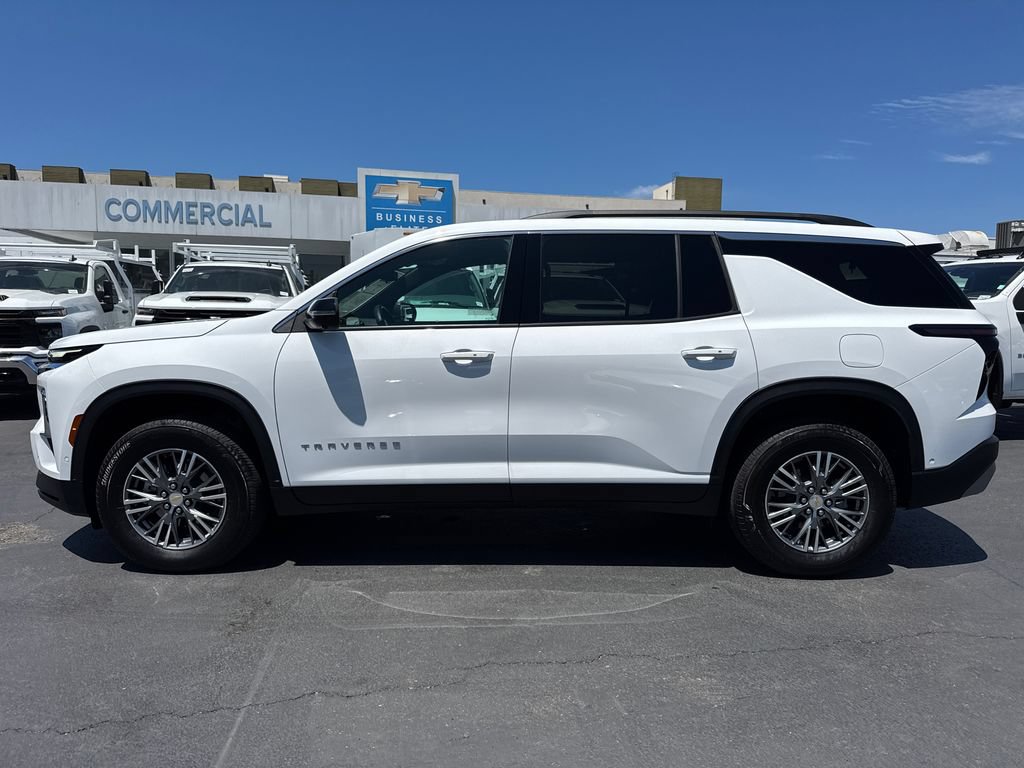 Used 2025 Chevrolet Traverse LT w/ Enhanced Driving Package FWD image 7