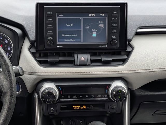 Used 2020 Toyota RAV4 XLE w/ Convenience Package image 15