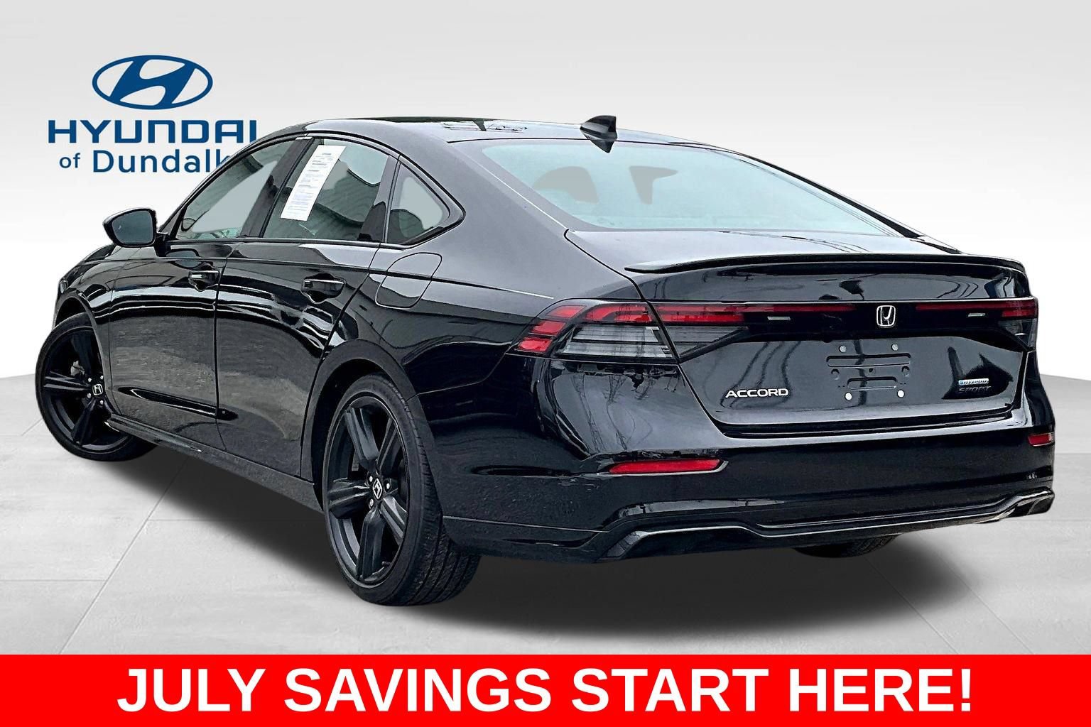 Used 2023 Honda Accord Sport image 3