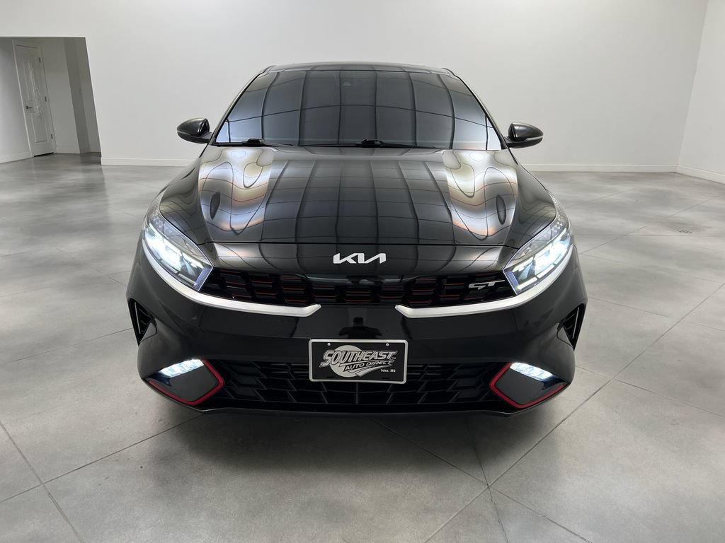 Used 2023 Kia Forte GT FWD image 3