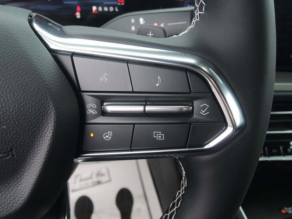 New 2026 Chevrolet Traverse LT image 15