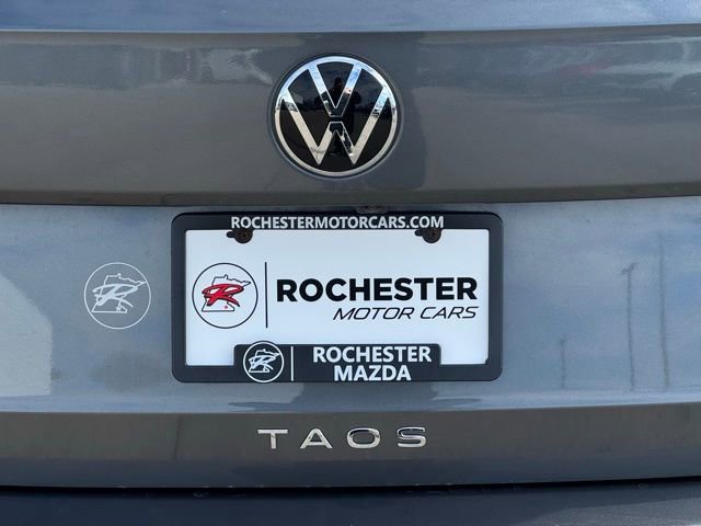 Used 2023 Volkswagen Taos SE image 40