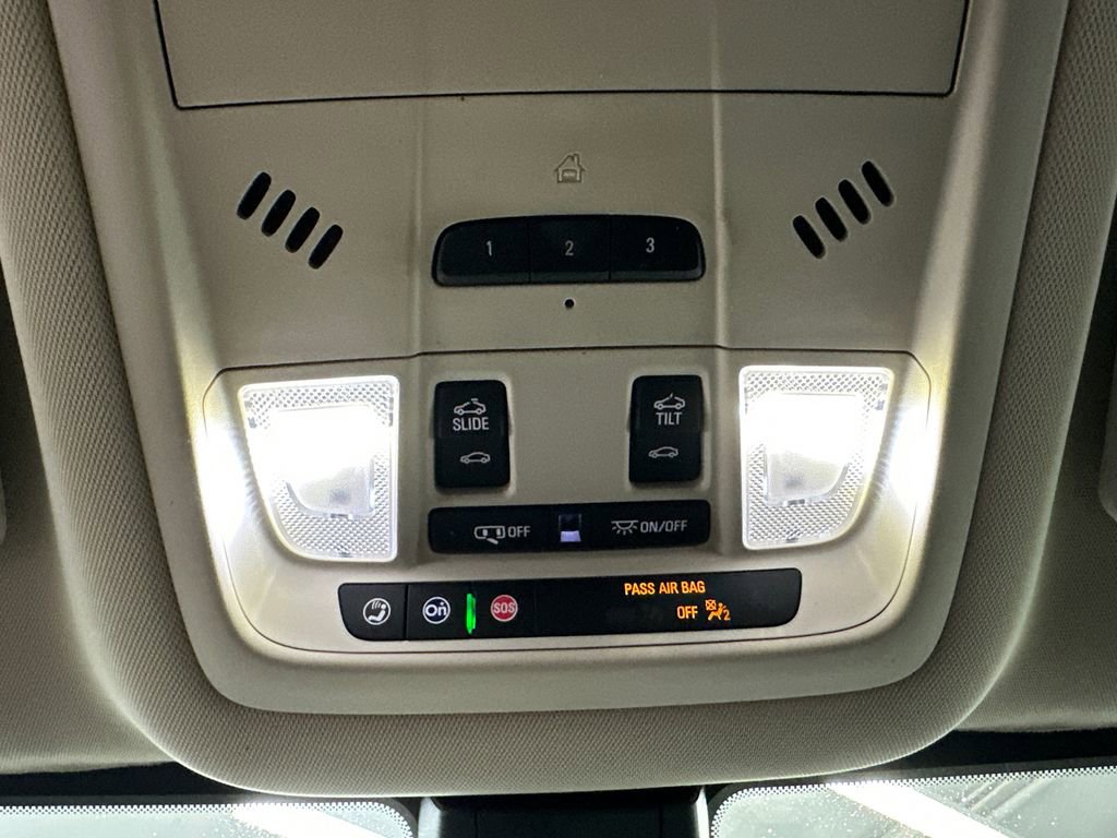 Used 2020 GMC Acadia Denali w/ Technology Package FWD image 35