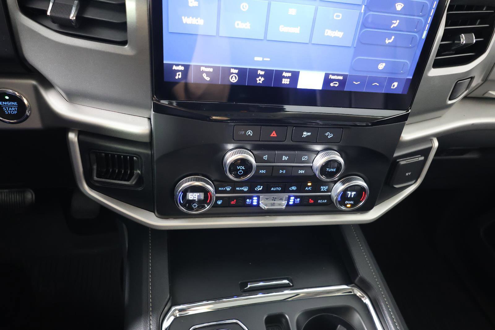 Used 2023 Ford Expedition Max XLT AWD/4WD image 17
