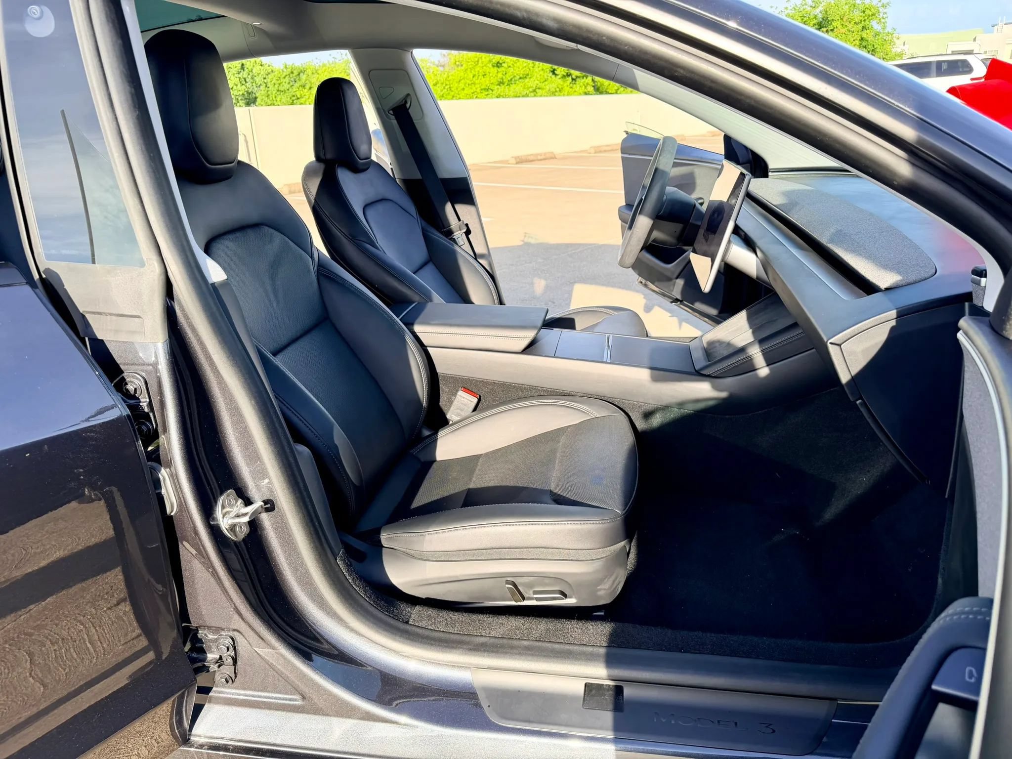 Used 2024 Tesla Model 3 Long Range RWD image 23