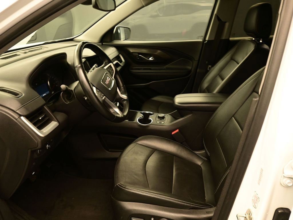 Used 2024 GMC Terrain SLT image 17