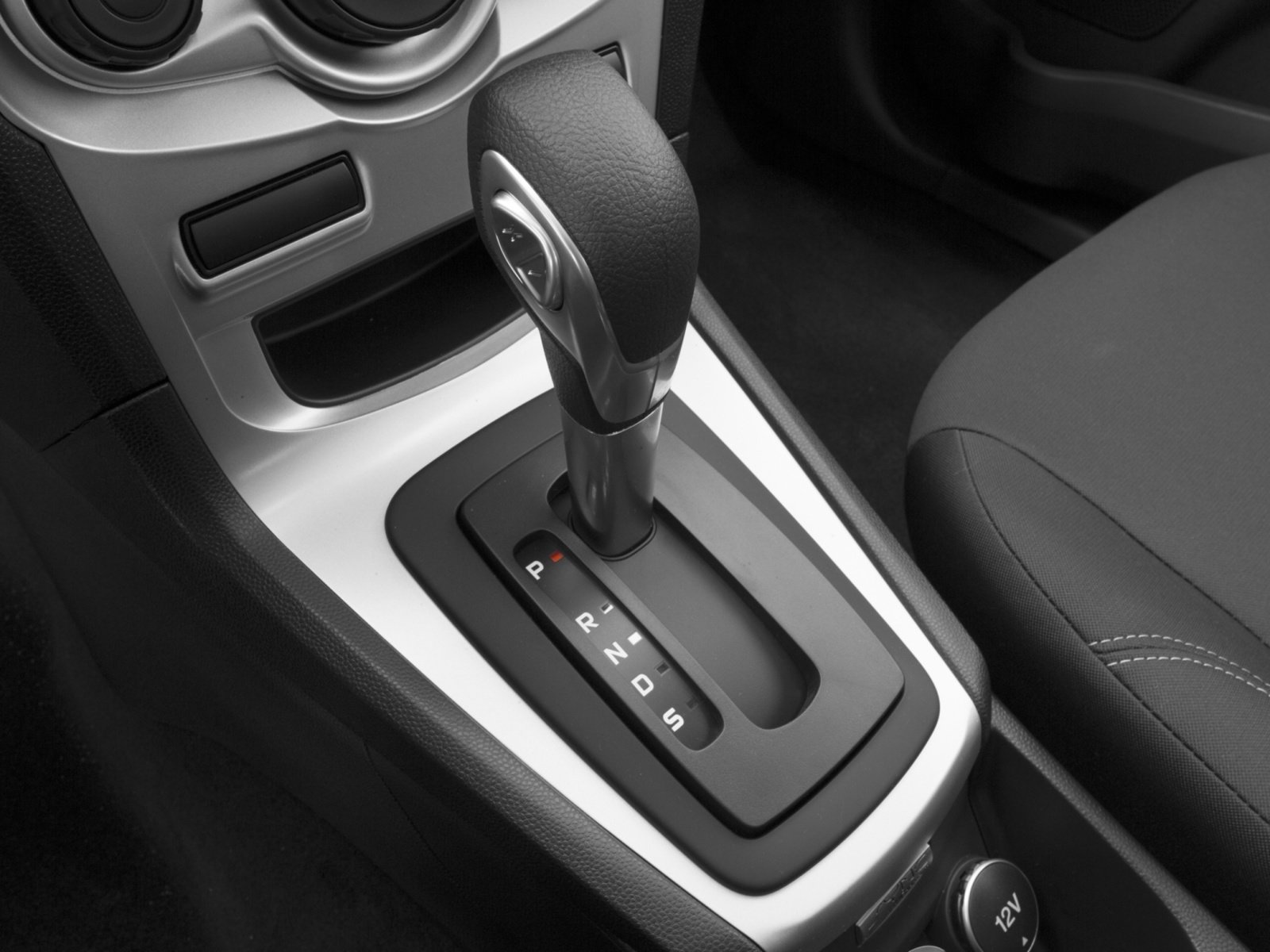 Used 2016 Ford Fiesta SE FWD image 8