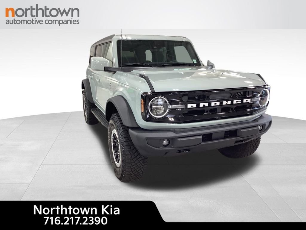 Used 2023 Ford Bronco Outer Banks w/ Sasquatch Package
