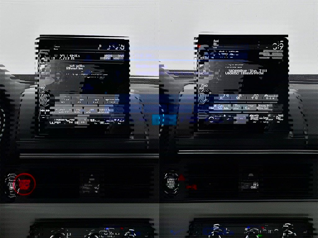 New 2025 Honda Pilot Touring image 20