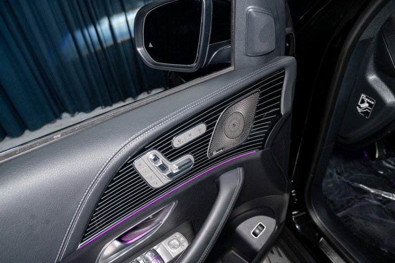 Certified 2024 Mercedes-Benz GLS 580 580 4MATIC® SUV image 12