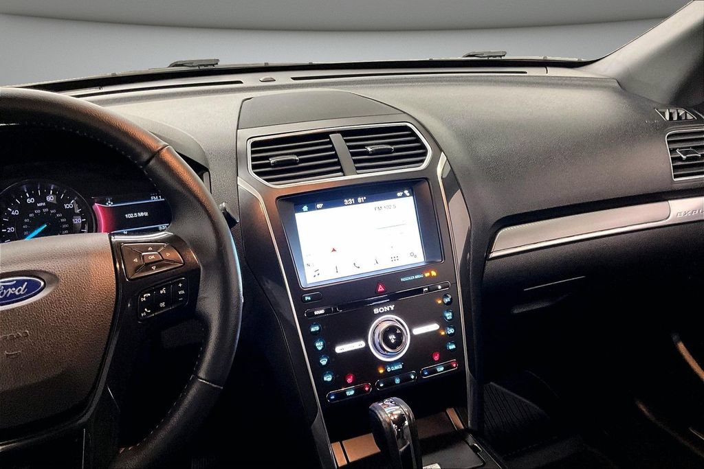 Used 2018 Ford Explorer Sport w/ Ford Safe & Smart Package AWD/4WD image 9