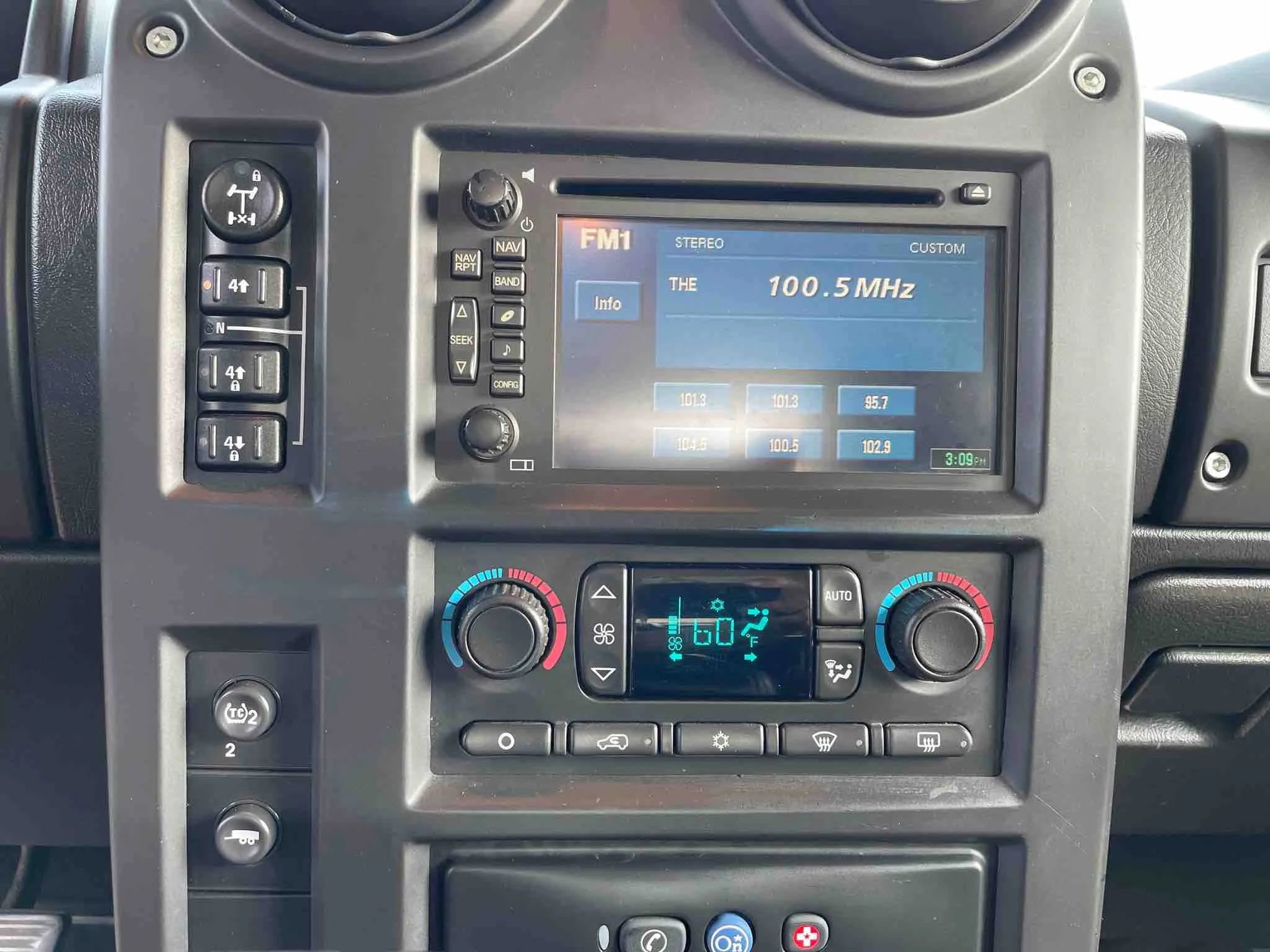 Used 2006 HUMMER H2 SUT image 32