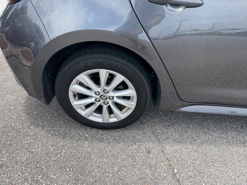 Used 2024 Toyota Corolla SE FWD image 5