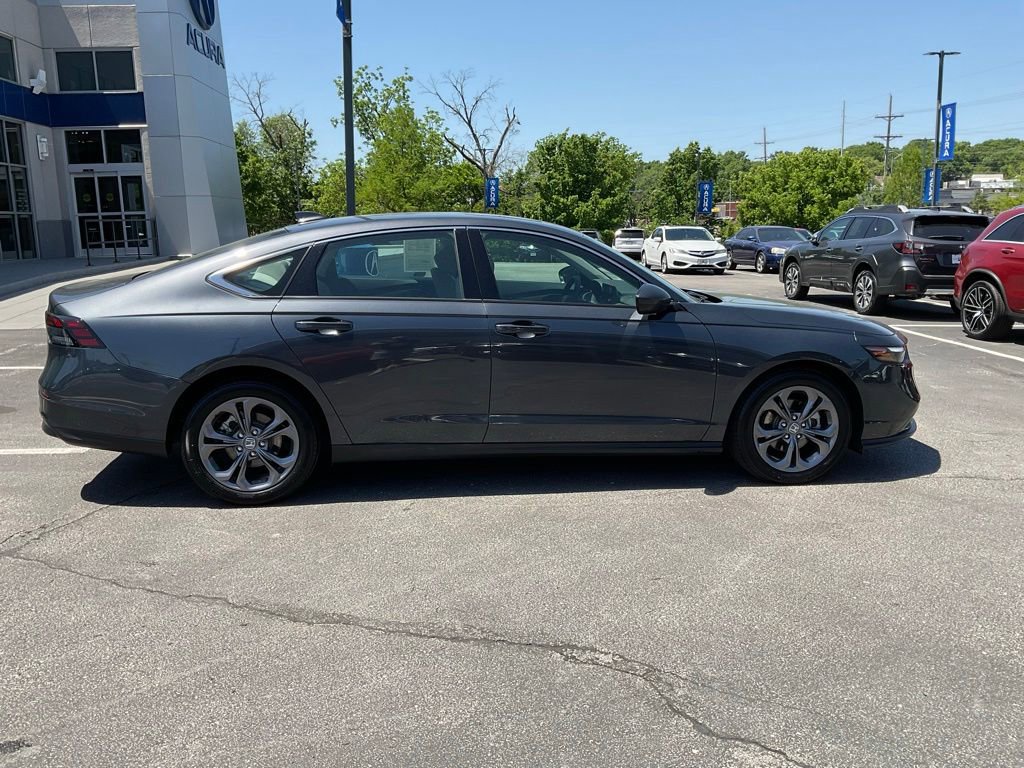 Used 2024 Honda Accord EX image 7