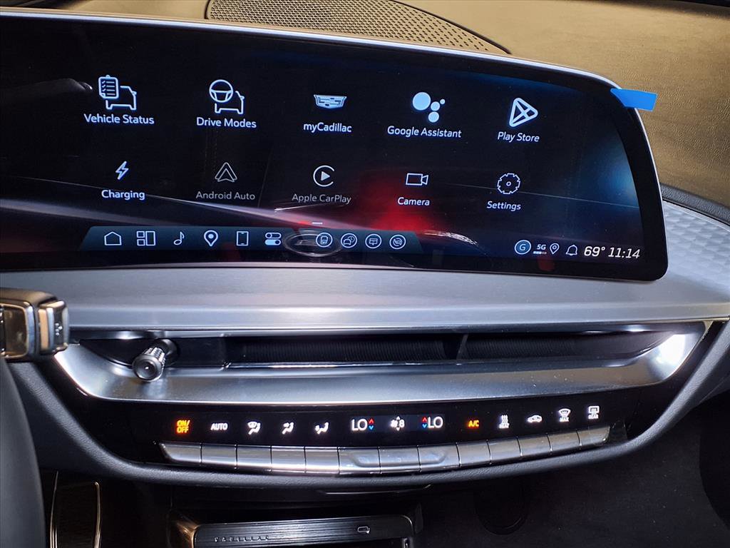 New 2026 Cadillac Lyriq V image 18