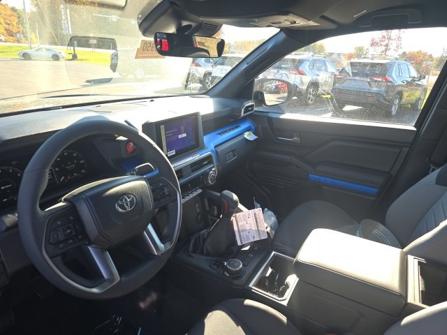 New 2025 Toyota Tacoma TRD Off-Road image 9