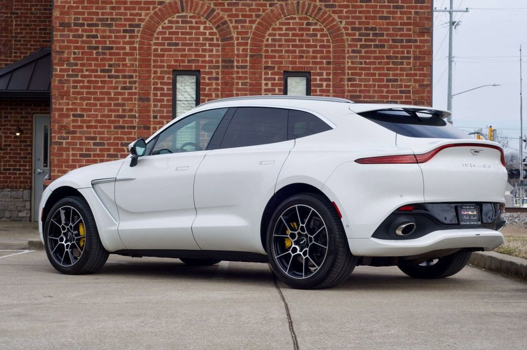 Used 2022 Aston Martin DBX image 7