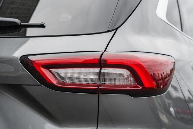 New 2026 Ford Escape SE FWD image 8