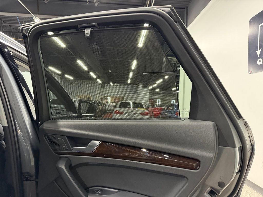 Used 2019 Audi Q5 3.0T Premium Plus w/ Premium Plus Package AWD/4WD image 31