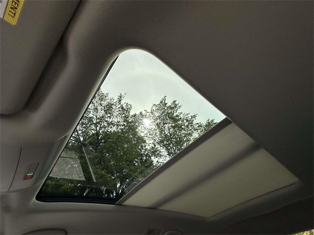 Certified 2022 Volkswagen Atlas SE w/ Panoramic Sunroof Package image 37