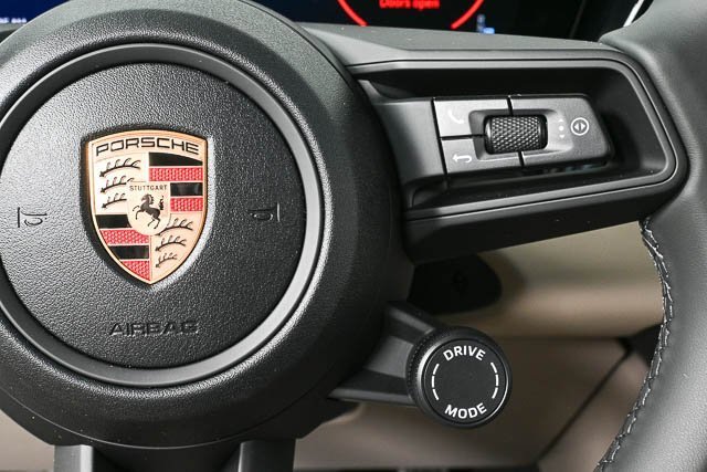 New 2025 Porsche Macan 4S Electric image 12