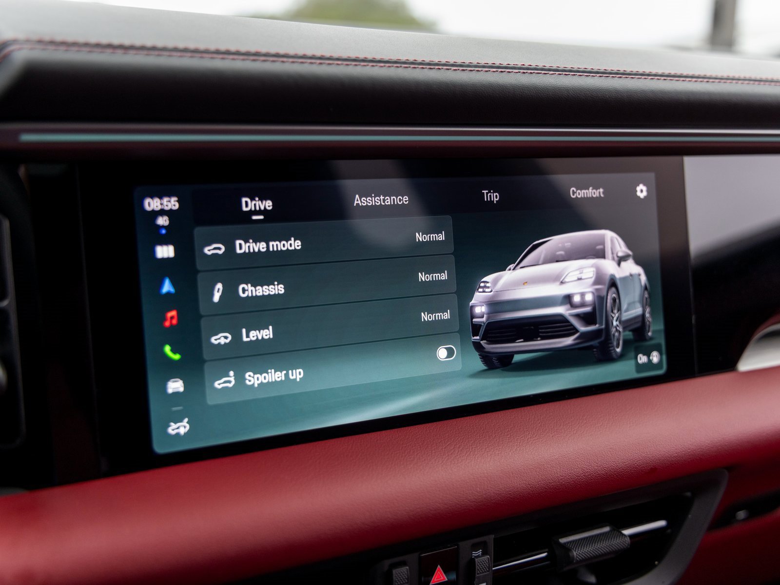 Certified 2024 Porsche Macan 4 Electric image 32