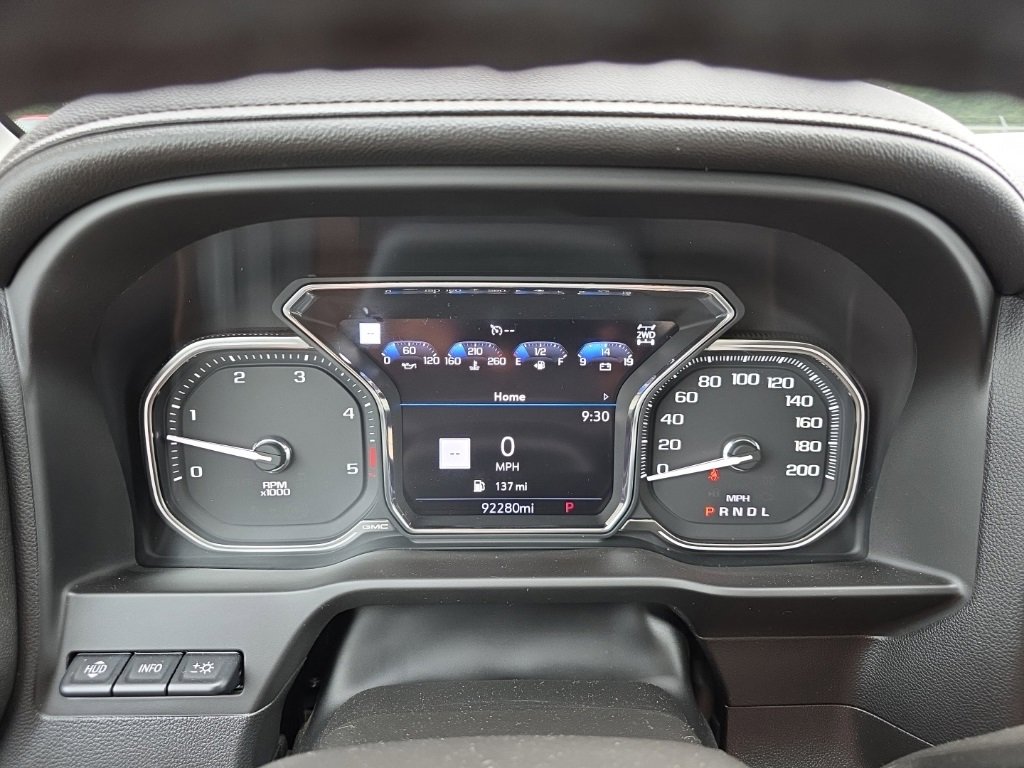 Used 2023 GMC Sierra 3500 Denali w/ Denali Ultimate Package image 27