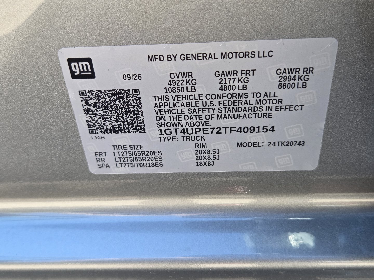 New 2026 GMC Sierra 2500 AT4 AWD/4WD image 28