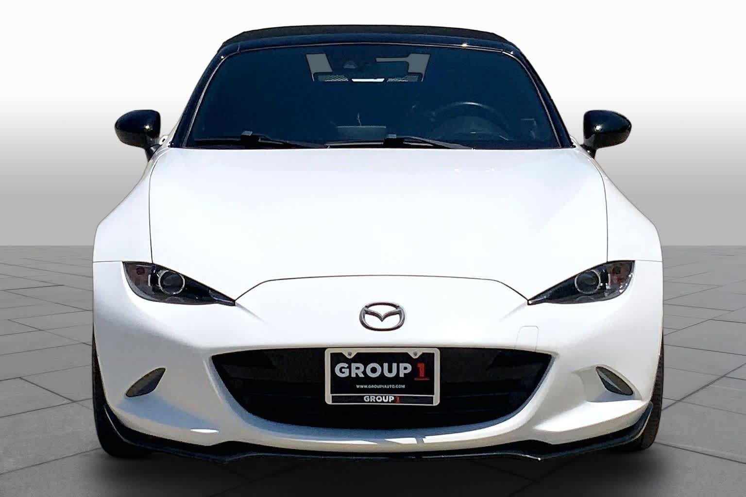 Used 2021 MAZDA MX-5 Miata Club RWD image 4