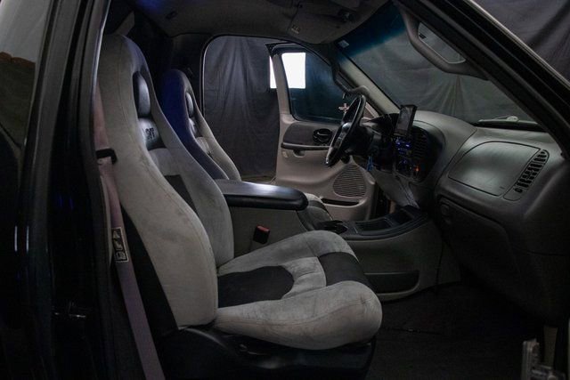 Used 2002 Ford F150 Lightning image 15