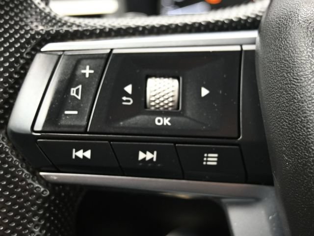 Used 2022 Mitsubishi Outlander ES AWD/4WD image 17