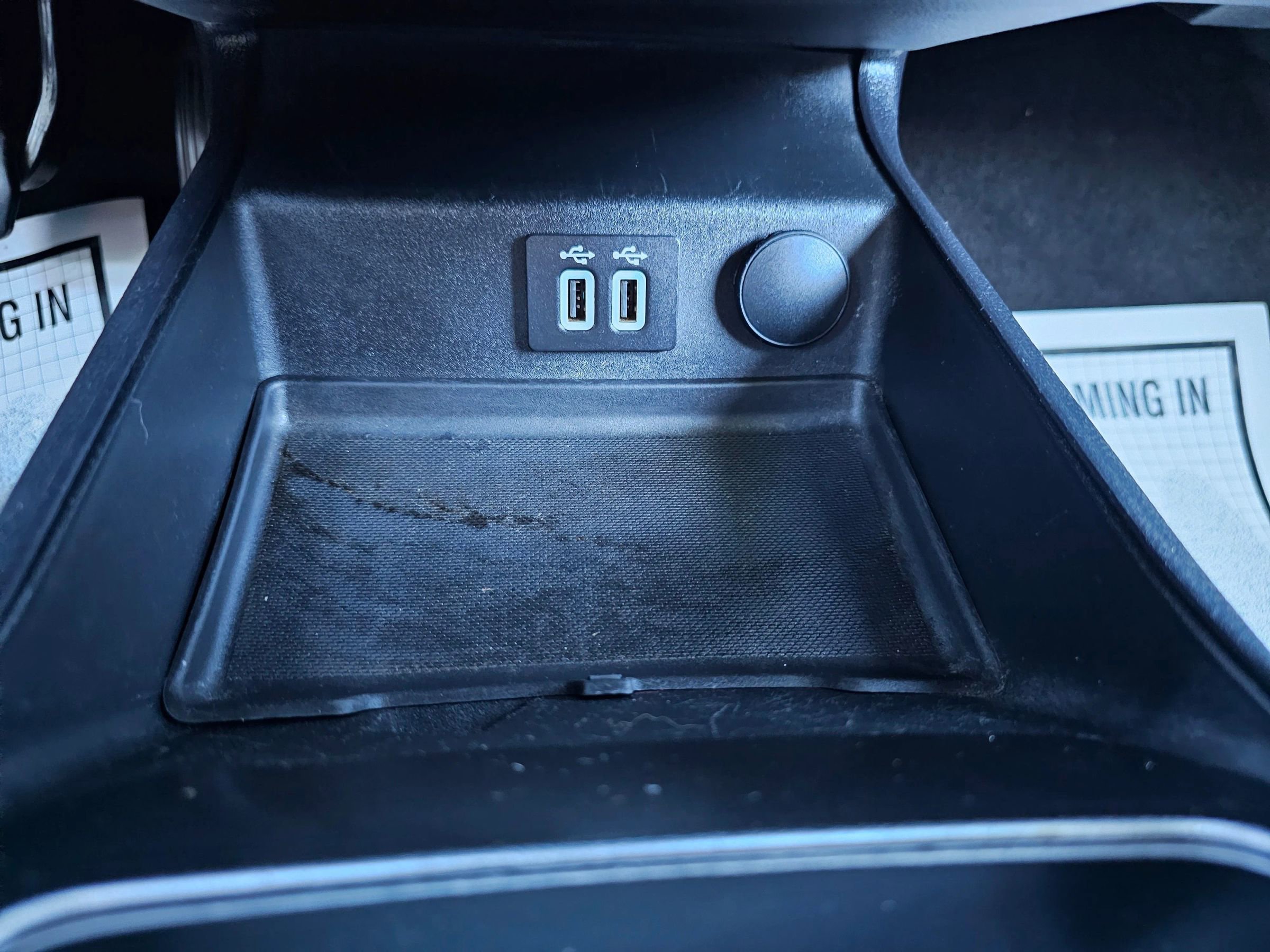 Used 2020 Ford Fusion Titanium image 28