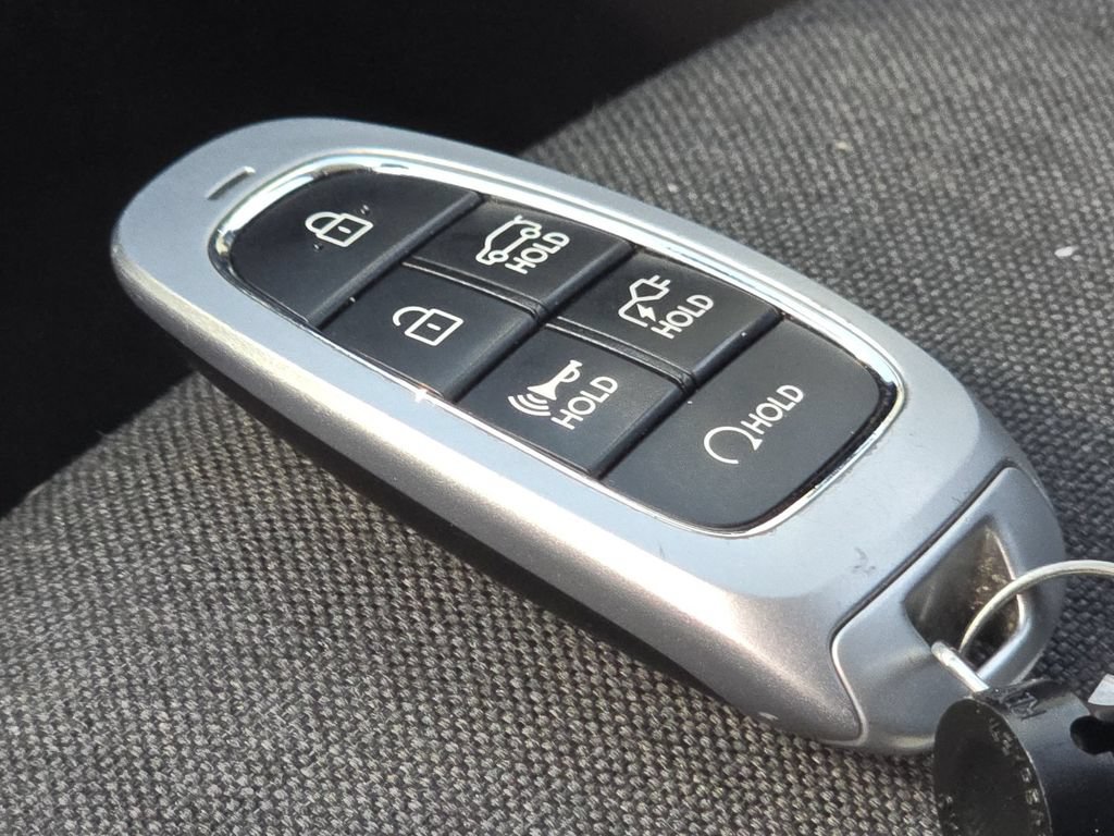 Used 2024 Hyundai Ioniq 5 SEL AWD/4WD image 37