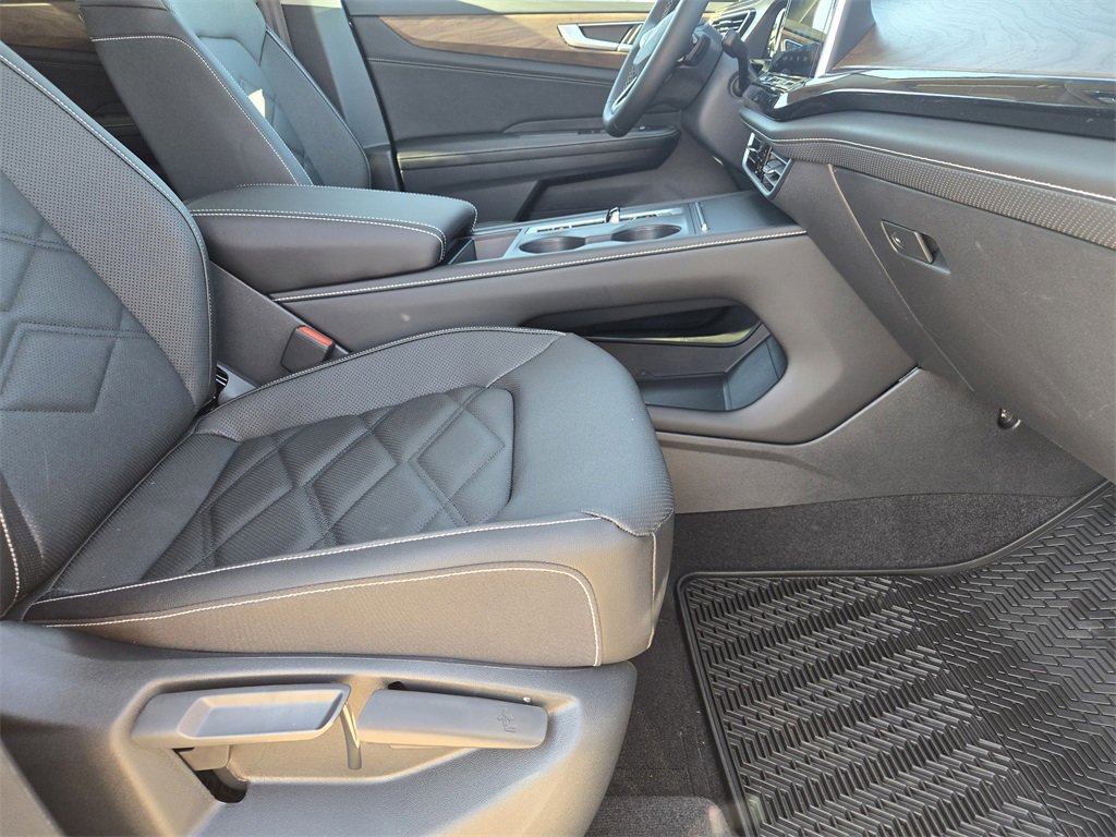 New 2026 Volkswagen Atlas SE image 12