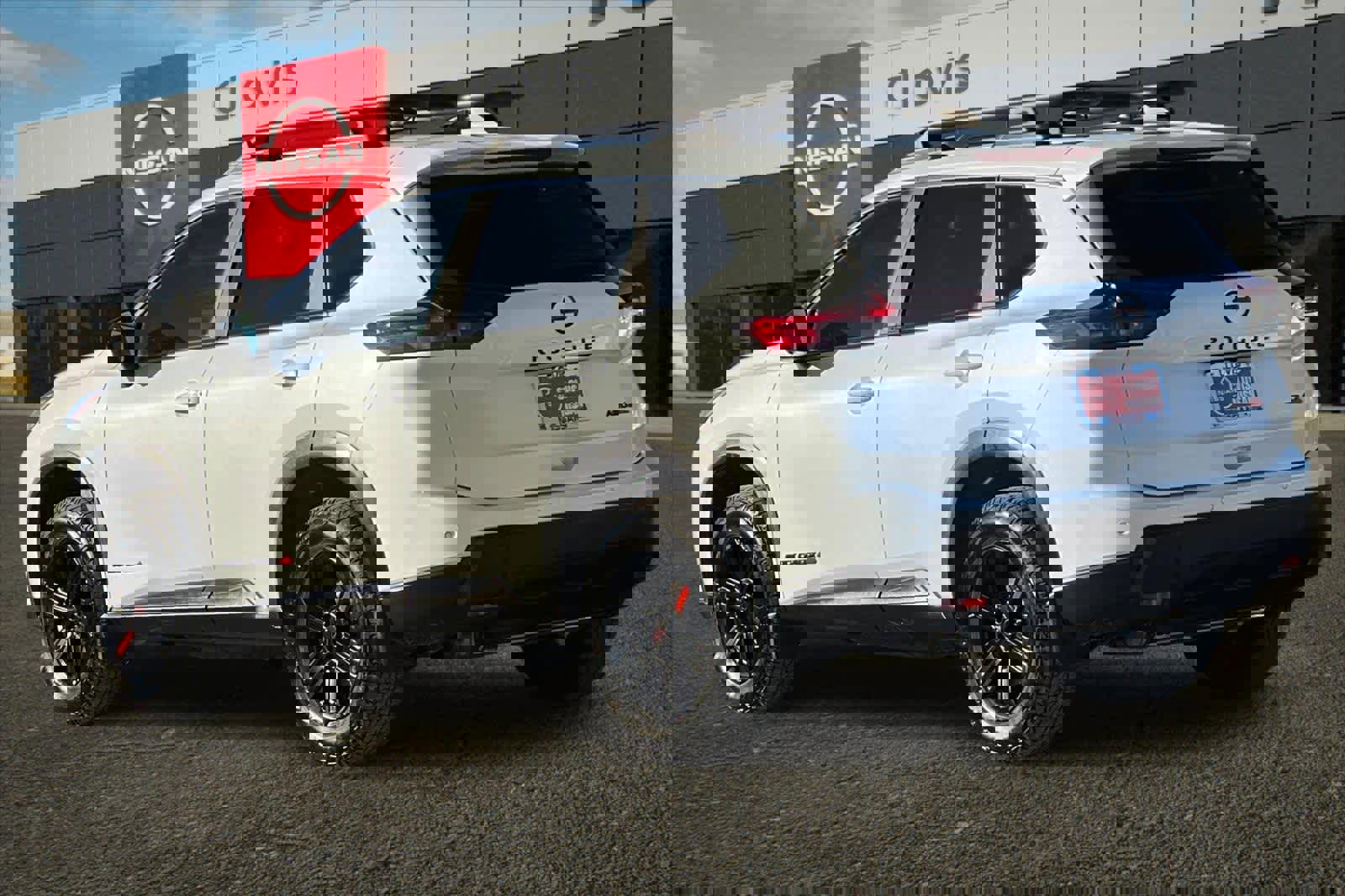 New 2026 Nissan Rogue SV image 7