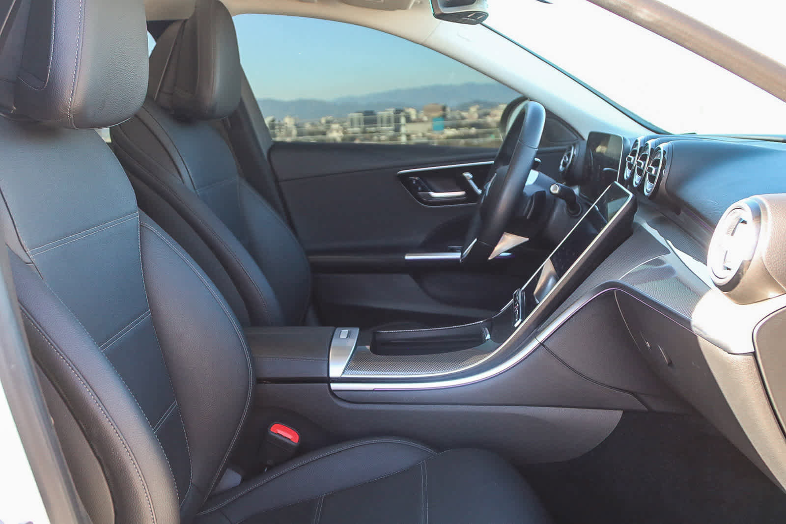 Used 2023 Mercedes-Benz C 300 Sedan image 16