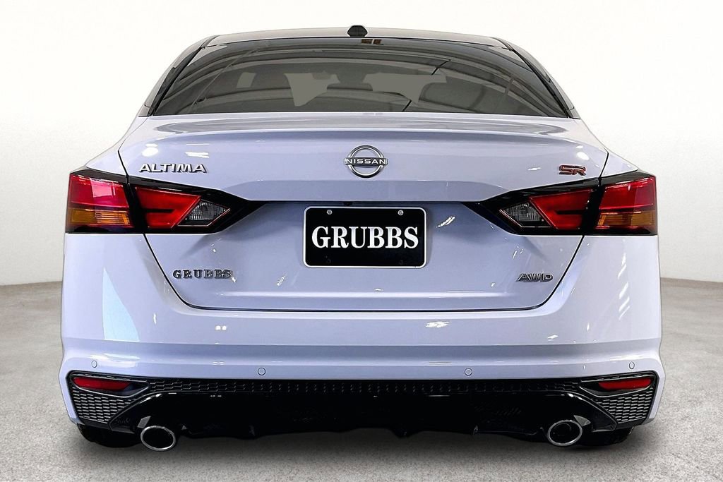 New 2026 Nissan Altima 2.5 SR FWD image 7