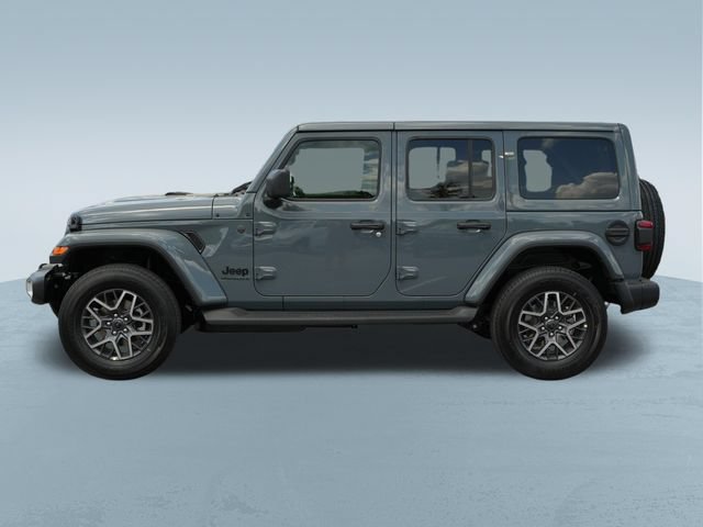 Used 2026 Jeep Wrangler Unlimited Sahara AWD/4WD image 4