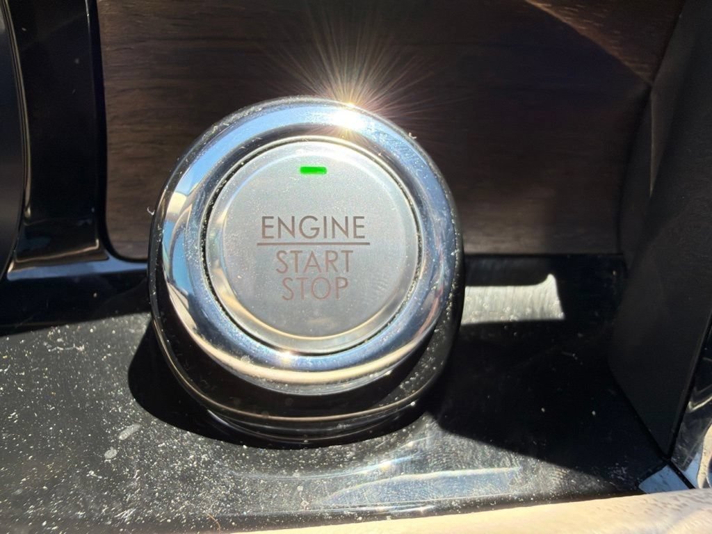 Used 2021 Lincoln Corsair Reserve w/ Equipment Group 201A AWD/4WD image 33