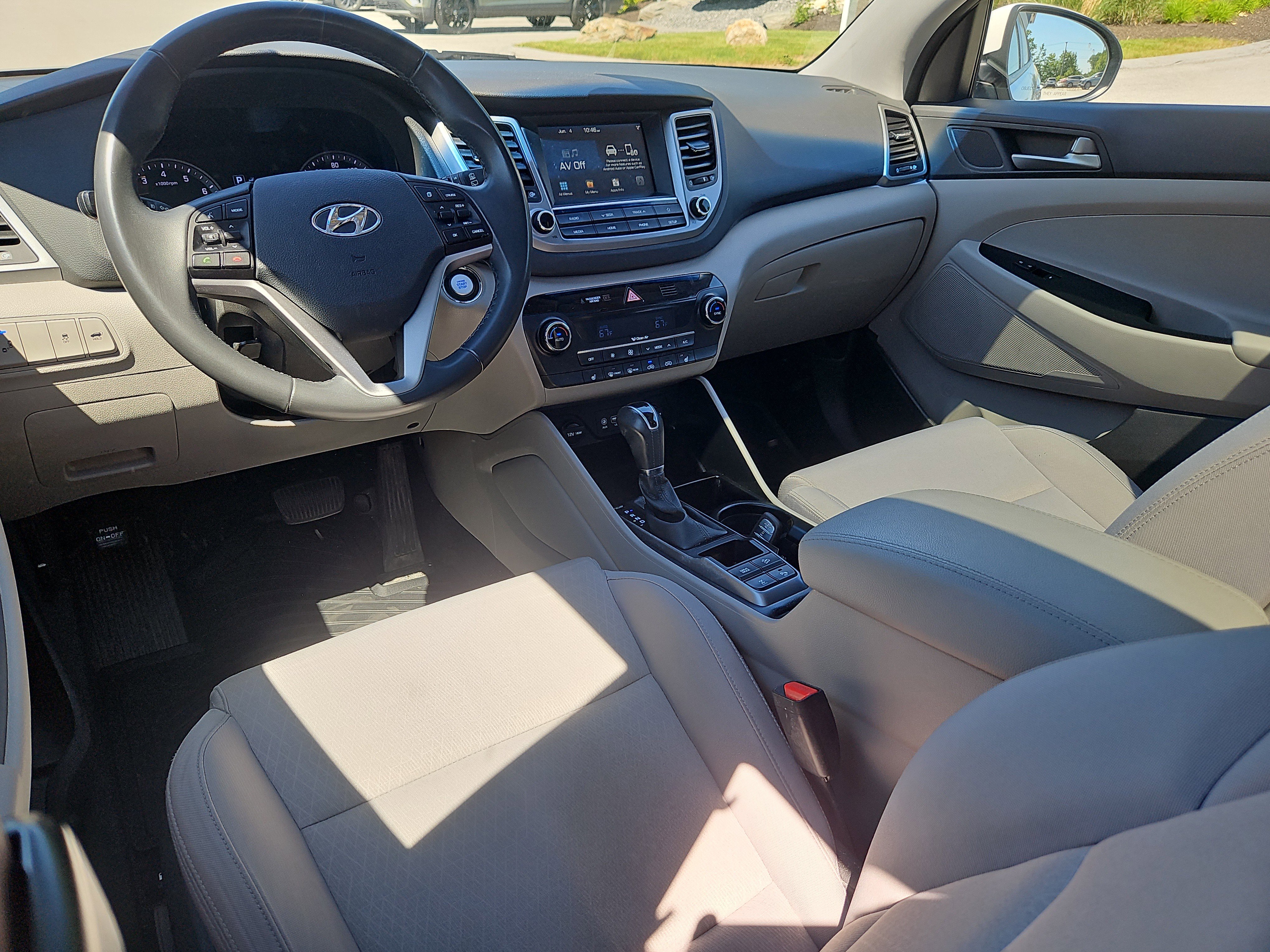 Used 2018 Hyundai Tucson Value AWD/4WD image 3