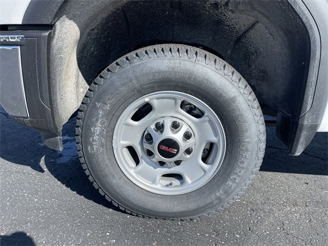 New 2024 GMC Sierra 2500 Pro w/ Convenience Package image 6